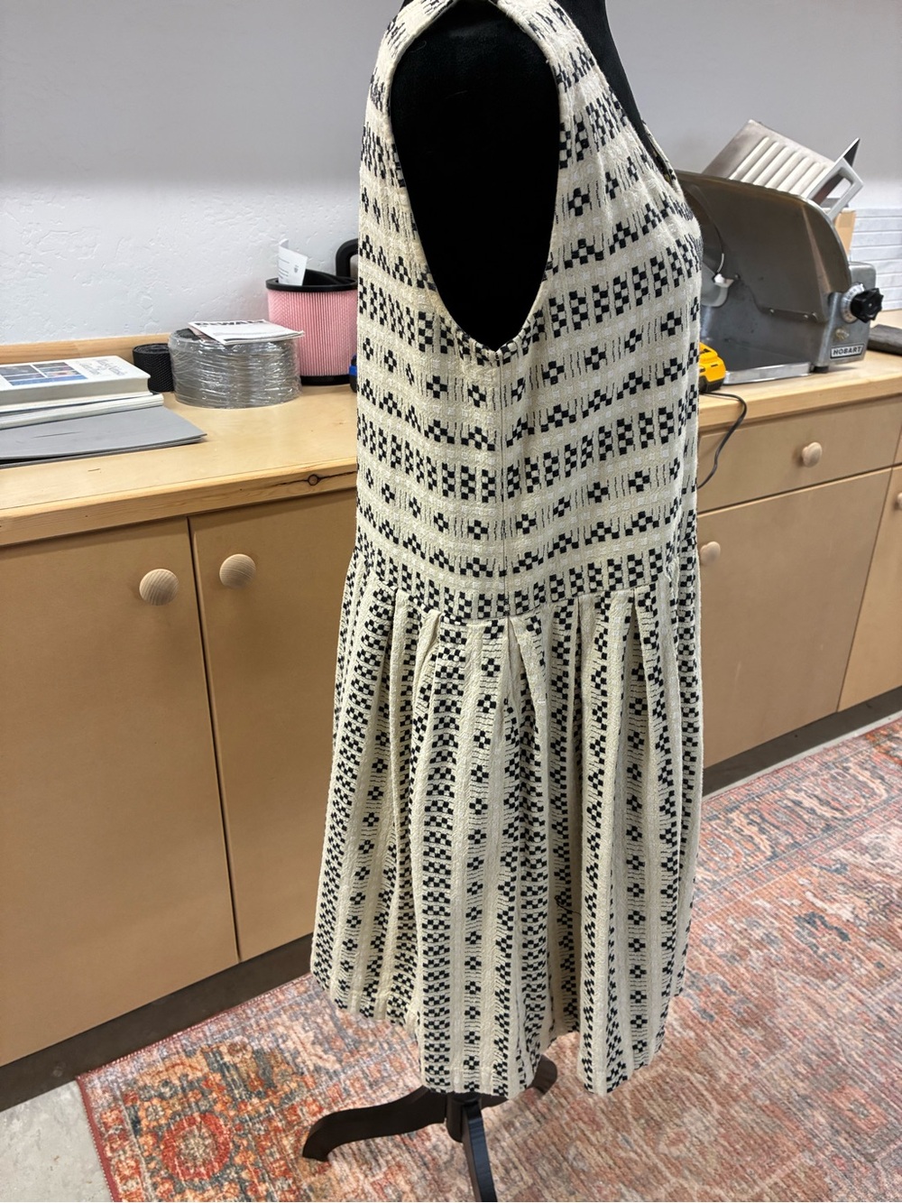 Ace and jig Sleeveless Black and Cream Patterned Knit Dress - Picture 3 of 6